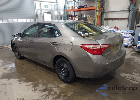 2017 Toyota Corolla Le z USA, uszkodzony, nr VIN 5YFBURHE5HP601763